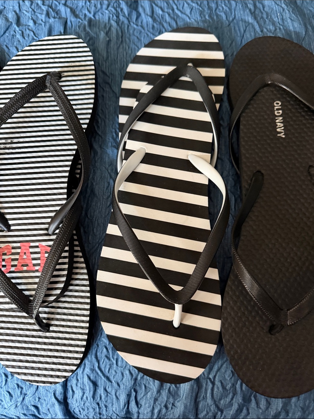 Bundle of Old Navy and Gap Flip Flops - Size 7/8 all brand new - Picture 4 of 4